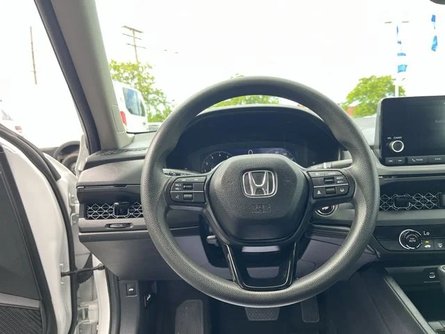 Used 2024 White Honda LX image 13