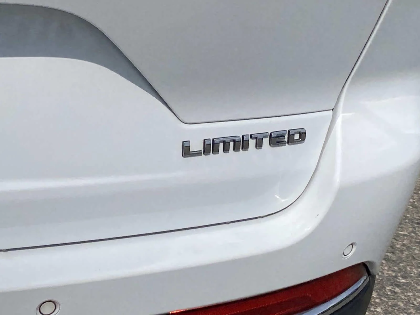 Certified Used 2022 Bright White Clearcoat Jeep Limited image 5