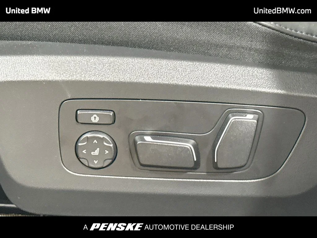 Used 2026 Alpine White BMW 30 xDrive image 4