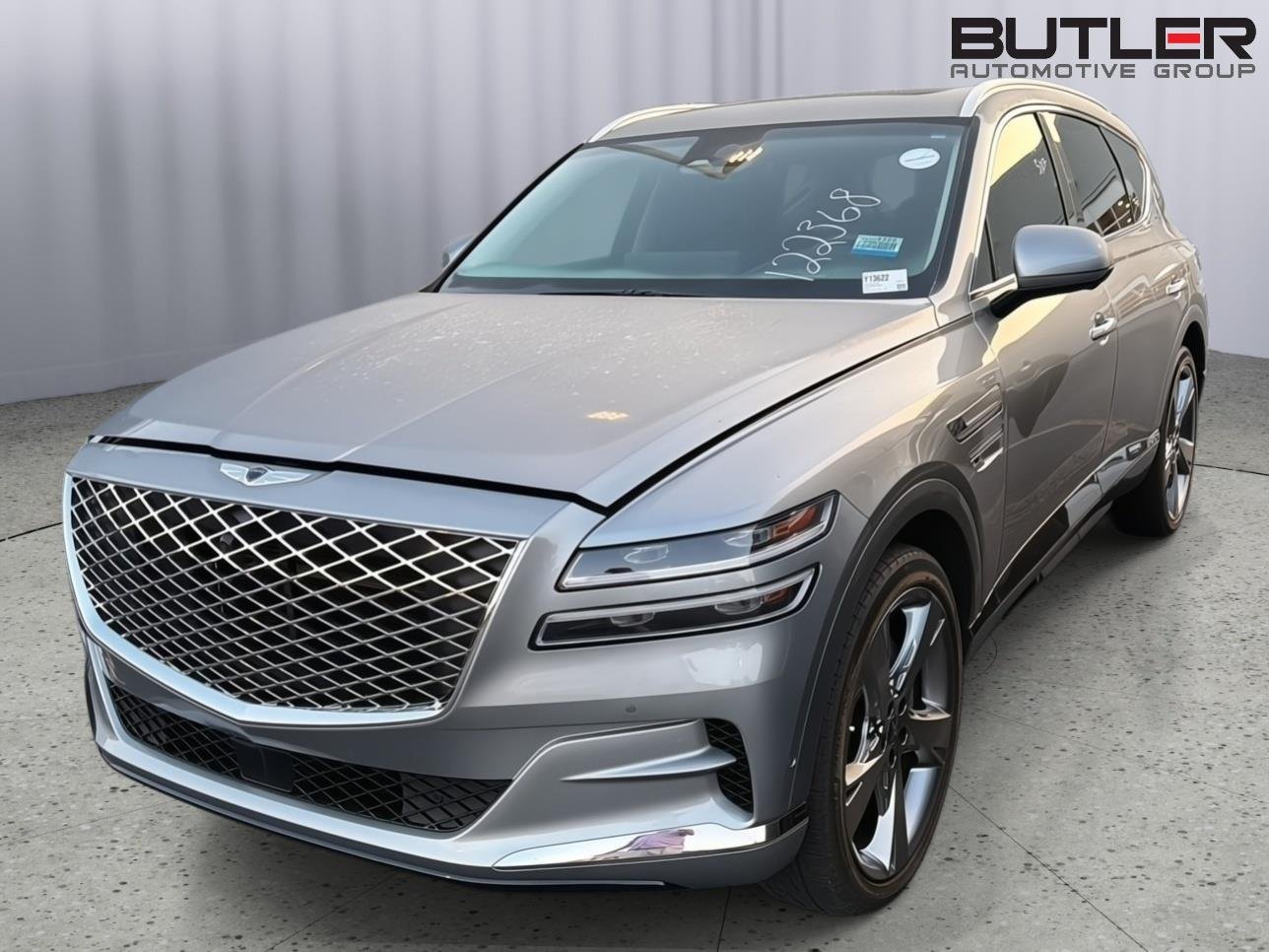 Used 2023 Savile Silver Genesis 3.5T AWD image 1