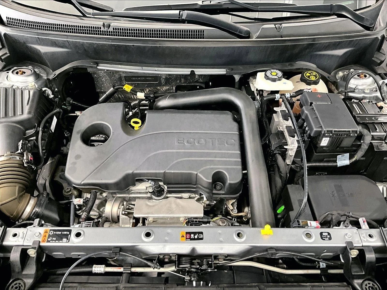 Used 2023 Sterling Metallic GMC SLE image 11