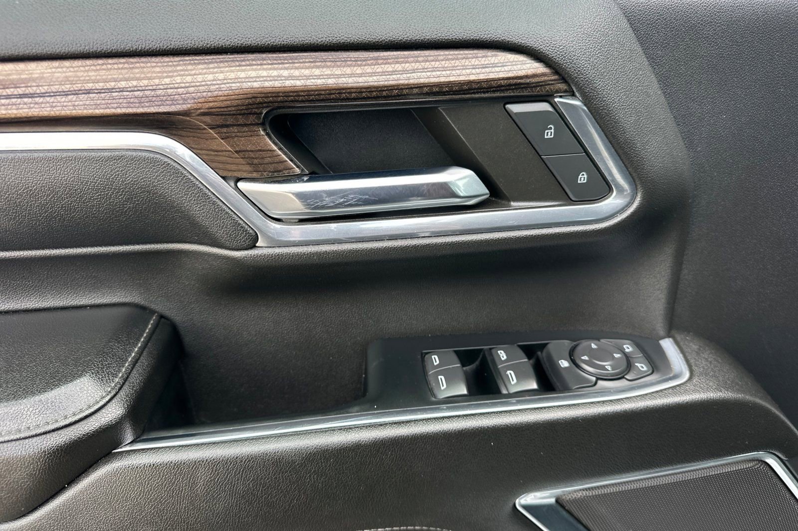 2024 Chevrolet Silverado 3500HD LT - Photo 11