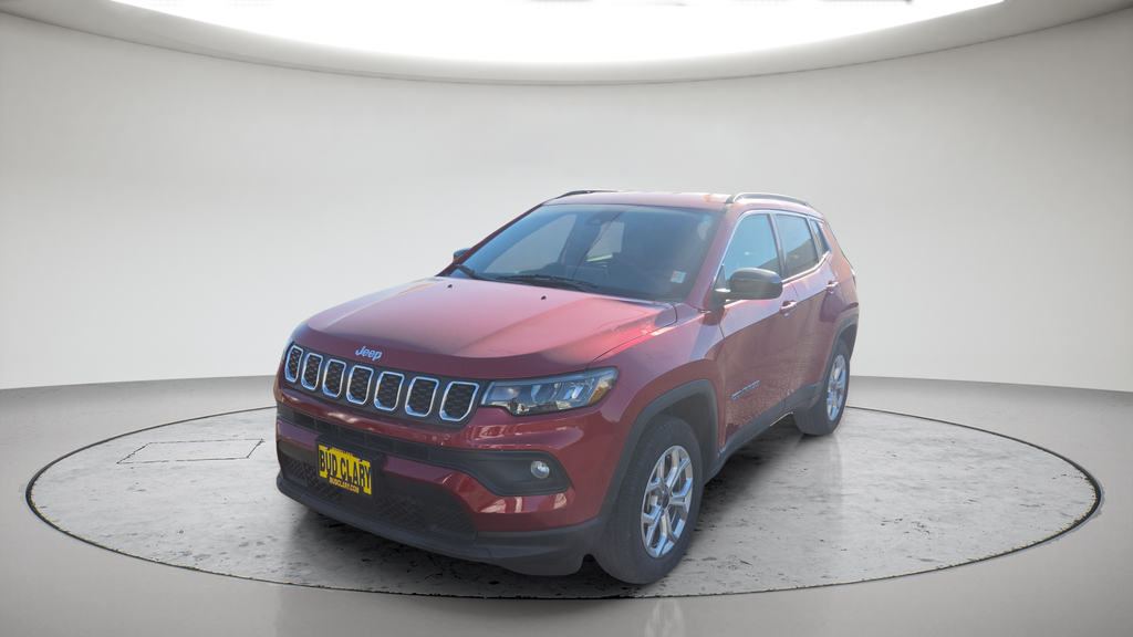 Used 2025 Red Jeep Latitude image 13
