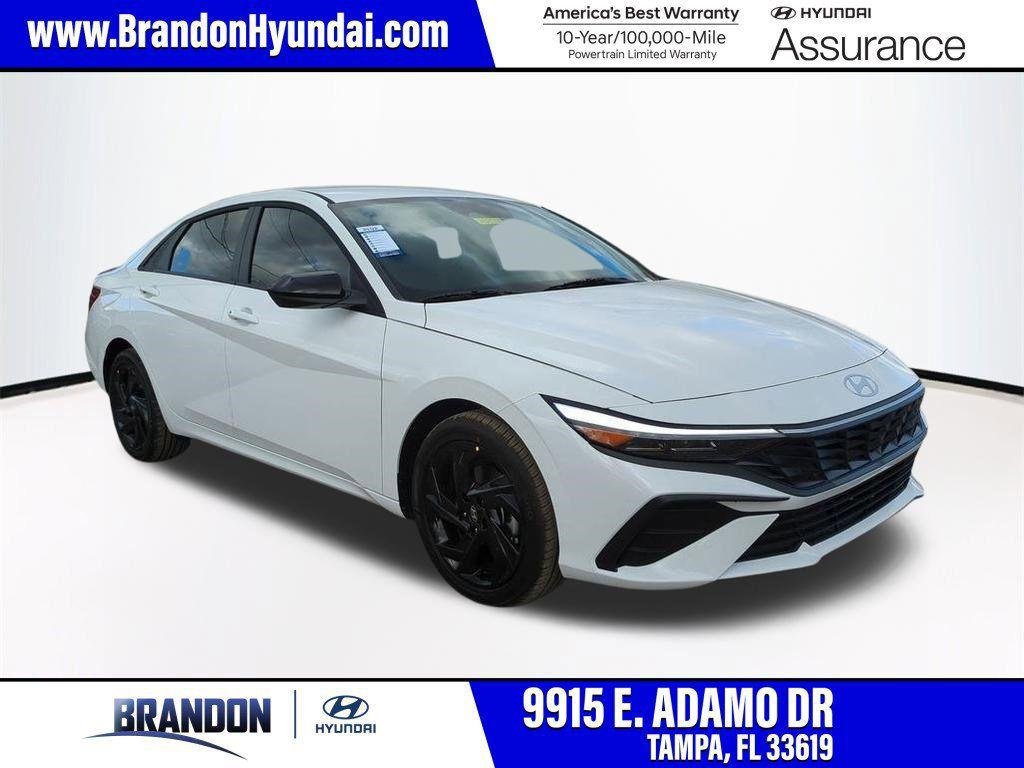 New 2026 White Hyundai SEL Sport image 1