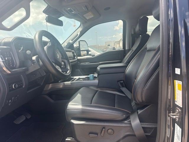Used 2025 Agate Black Metallic Ford Lariat image 7