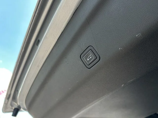 2024 GMC Yukon XL SLT - Photo 13