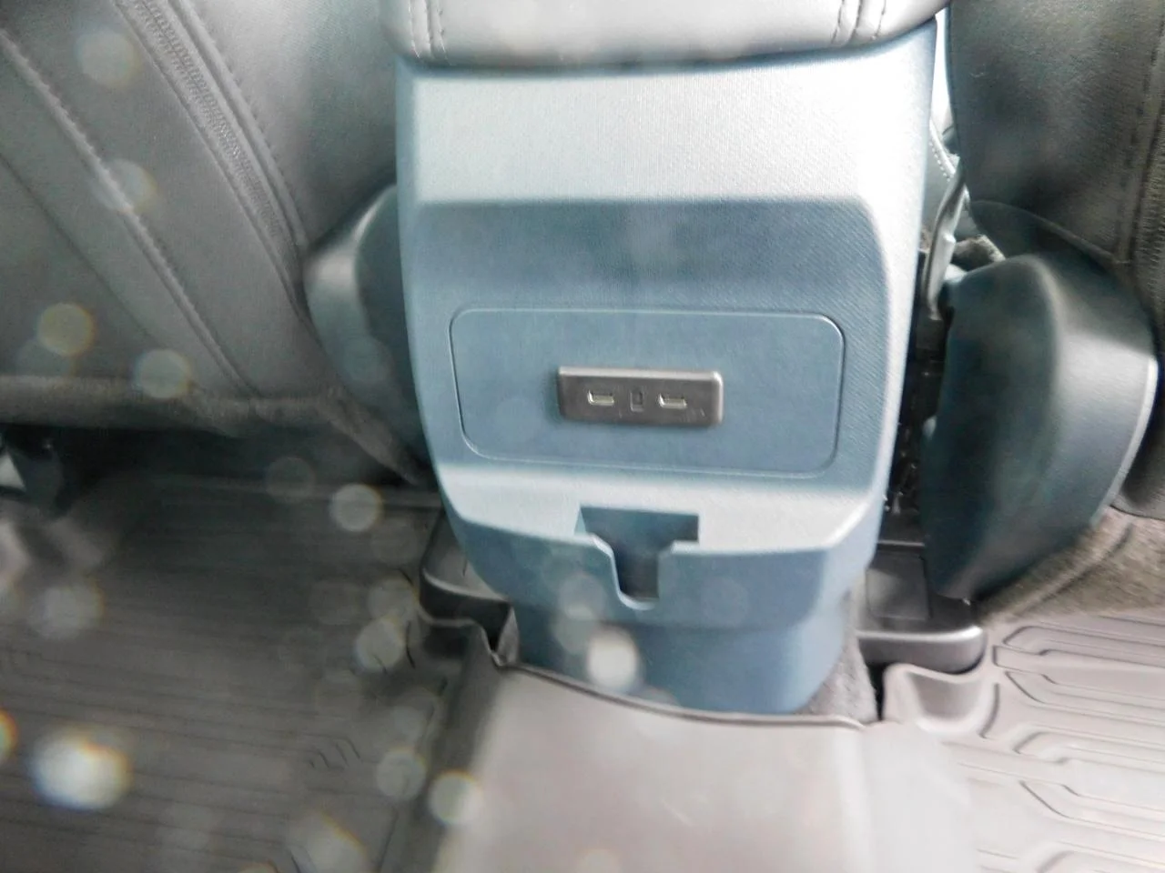 New 2025 Shadow Black Ford XLT image 14