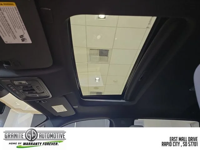2026 GMC Sierra 1500 SLT - Photo 21