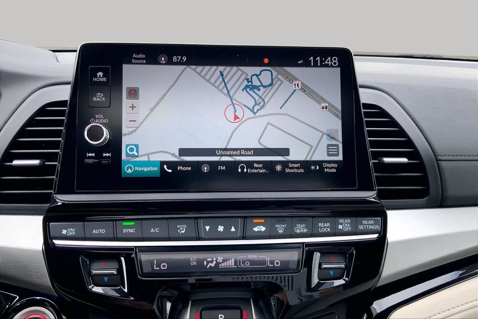 Used 2025 Solar Silver Metallic Honda Touring image 6