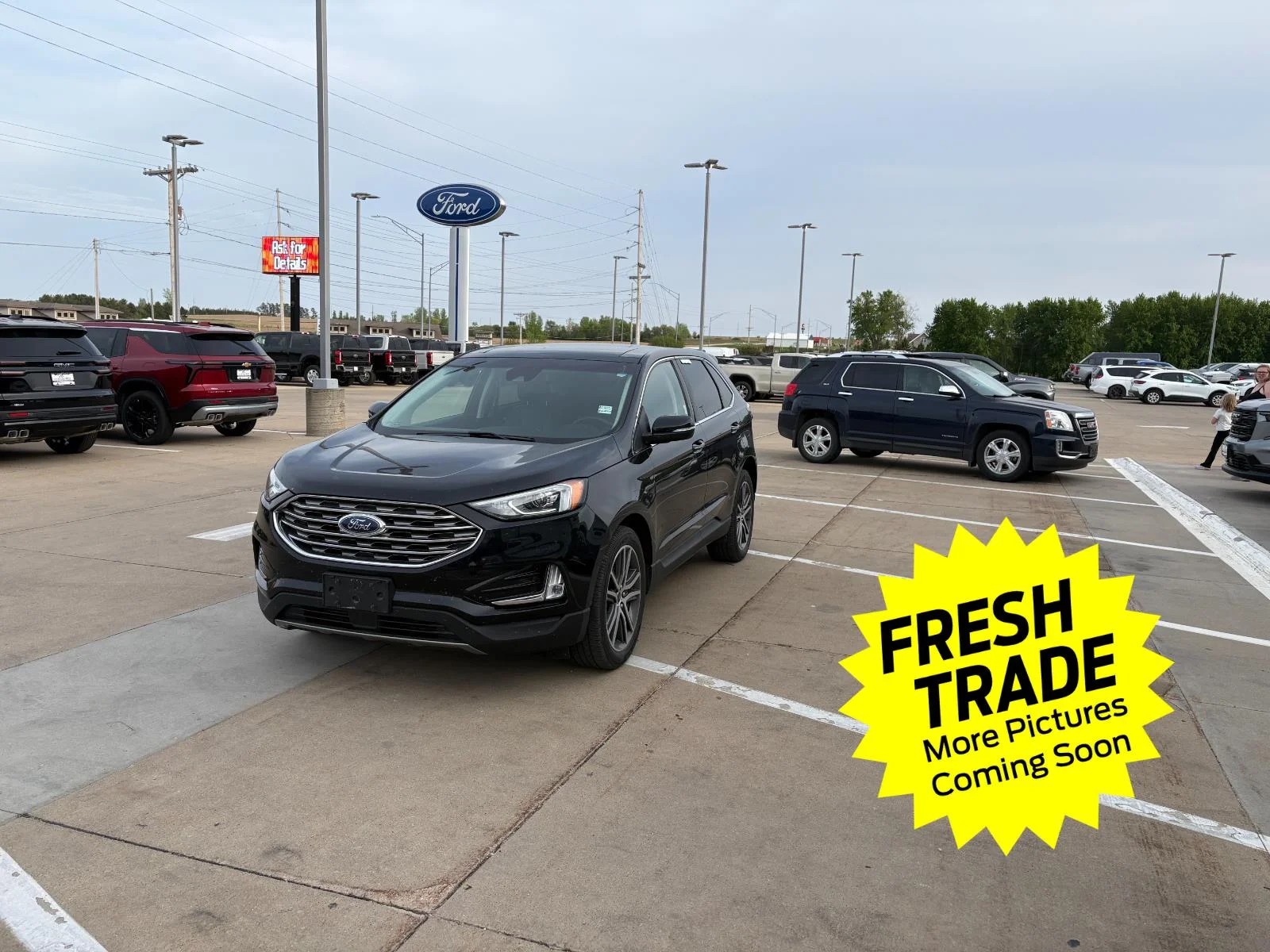 2019 Ford Edge Titanium AWD's photo