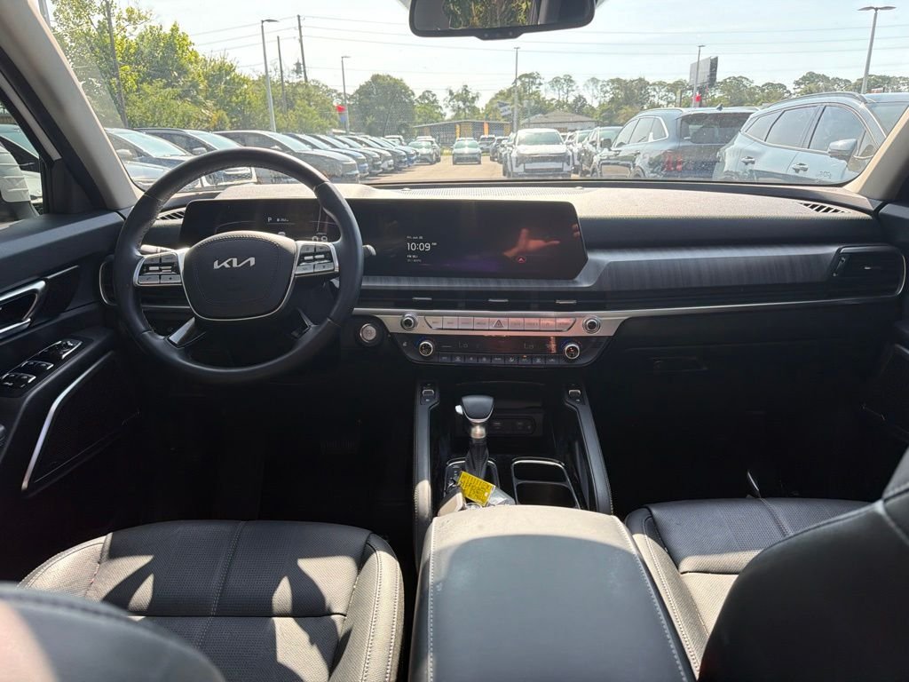 Certified Used 2023 White Kia EX image 24