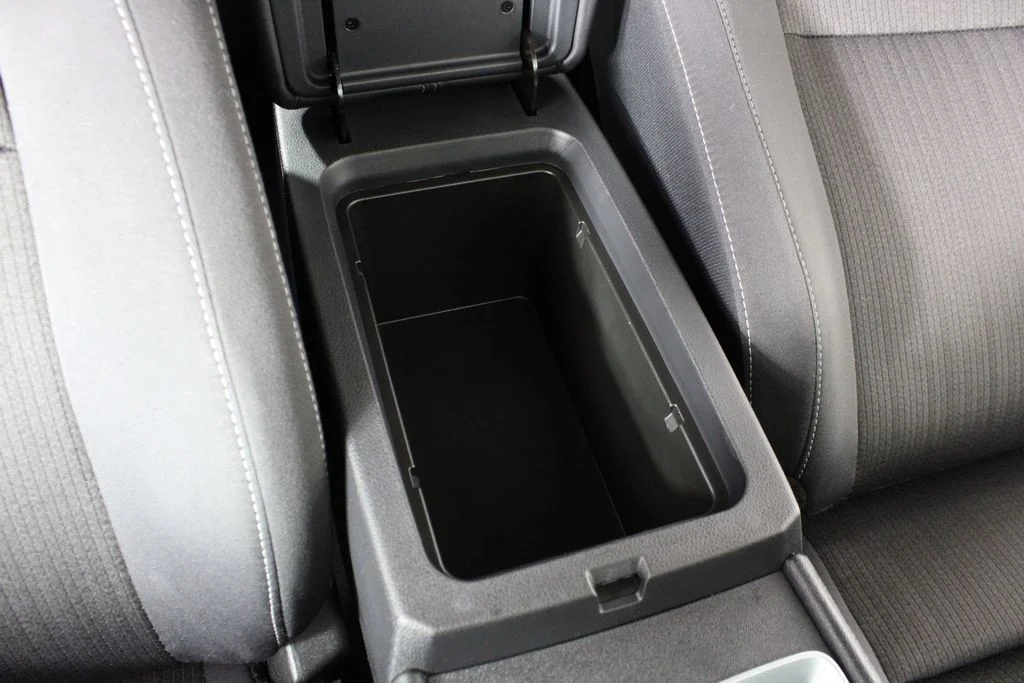 2025 Nissan Altima SV - Photo 18