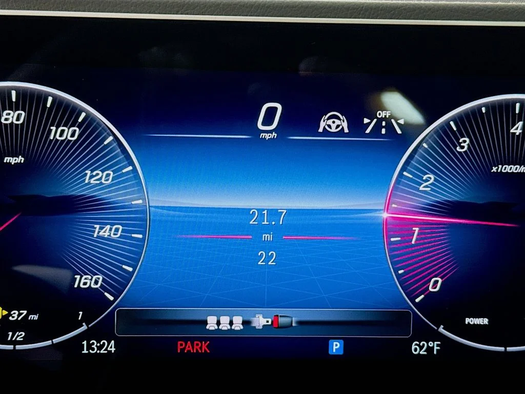 New 2026 Polar White Mercedes-Benz GLE 450 Coupe image 13