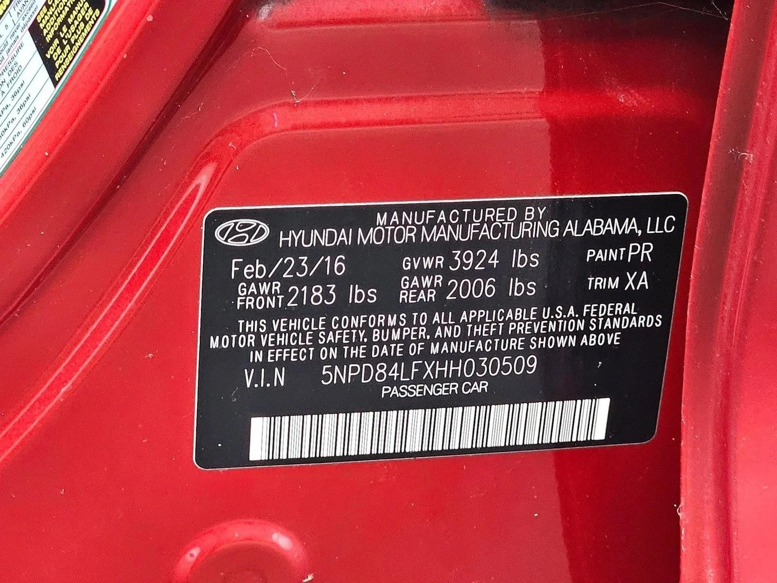Used 2017 Scarlet Red Hyundai SE image 23
