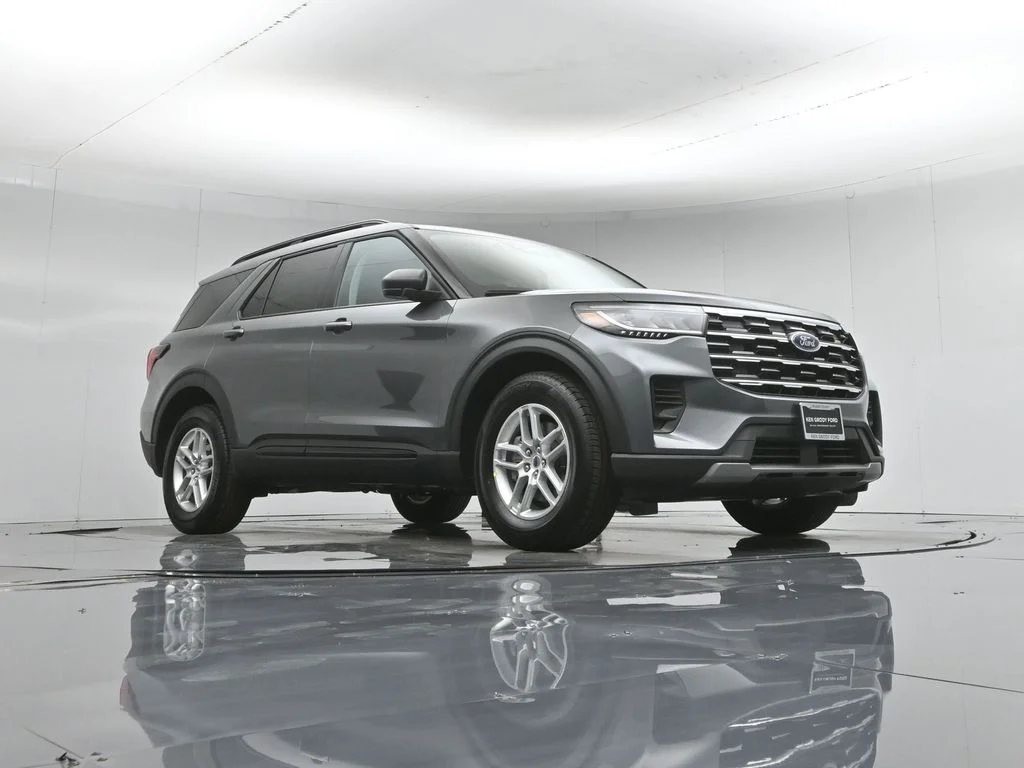 New 2026 Carbonized Gray Metallic Ford Active image 45