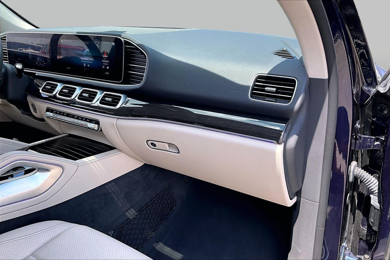 Used 2020 Lunar Blue Metallic Mercedes-Benz GLE 350 image 16