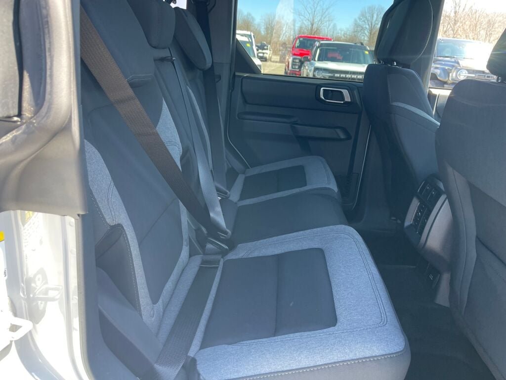 New 2026 Avalanche Gray Ford Big Bend image 22