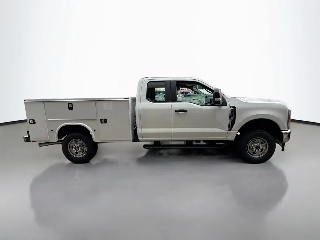 New 2026 Oxford White Ford F-250® XL image 8