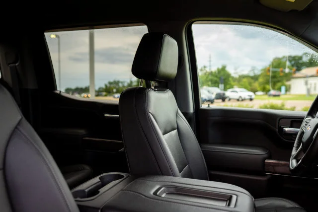 Used 2021 Northsky Blue Metallic Chevrolet LTZ image 8
