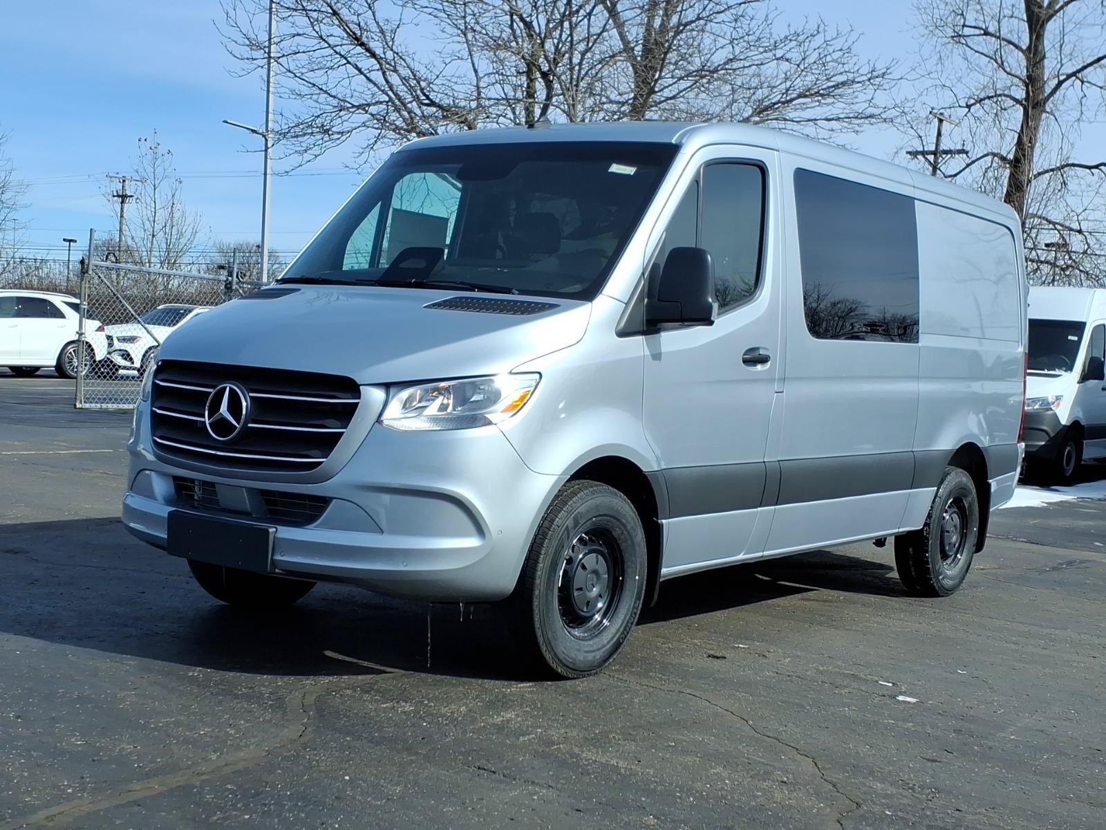 2026 Mercedes-Benz Sprinter Crew Van Base - Photo 25