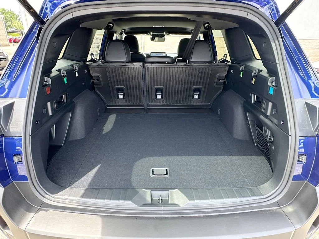 New 2026 Blue Subaru Premium image 32