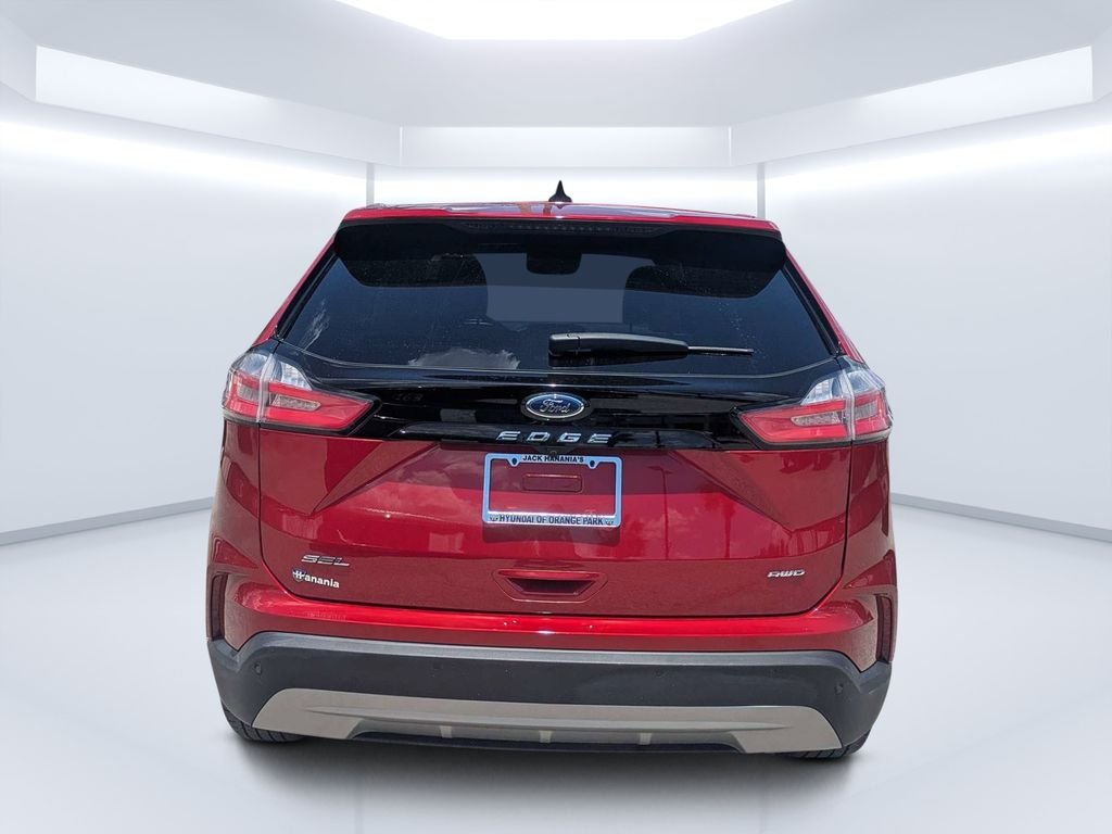 Used 2024 Red Ford SEL image 4