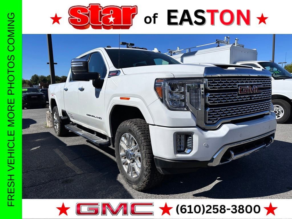 2022 GMC Sierra 4WD Crew Cab Standard Box Denali's photo