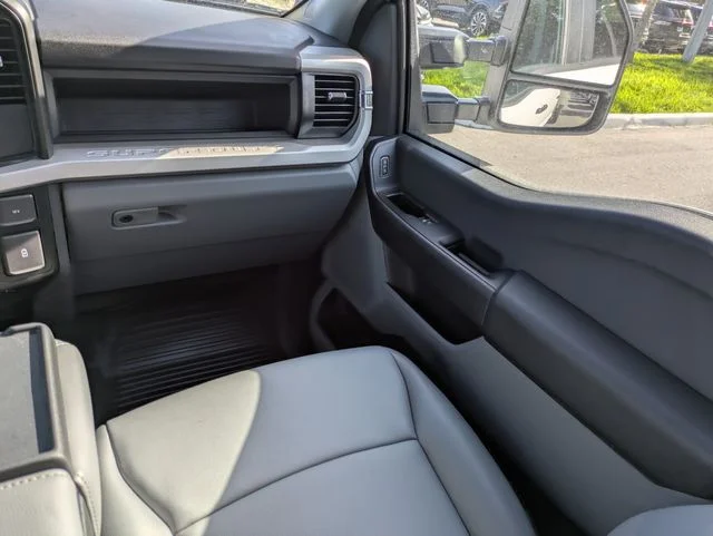 New 2026 Oxford White Ford F-450® XL image 16