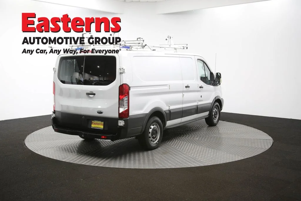 Used 2015 White Ford Base image 34