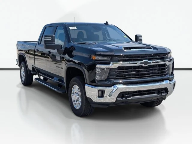 New 2026 Black Chevrolet LT image 3