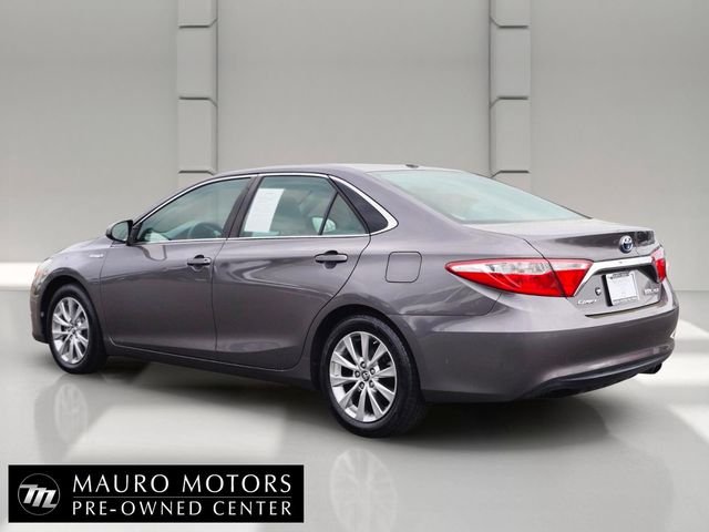 Used 2015 Gray Toyota XLE image 5