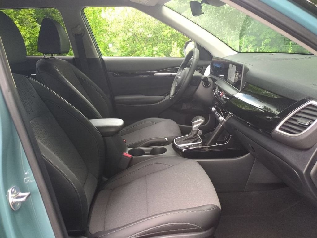 Used 2024 Blue Kia S image 30