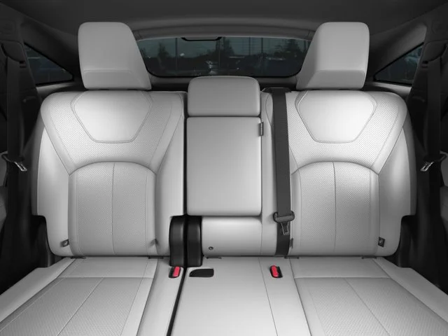 New 2027 2T RAD WHT INFINITI Sport AWD image 8