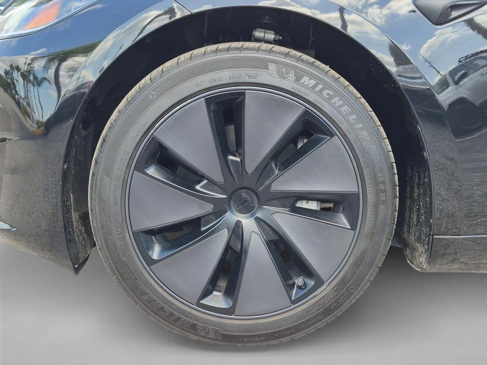 Used 2025 Diamond Black Tesla Standard image 22