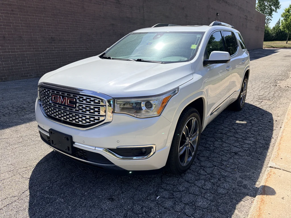 Used 2017 White Frost Tricoat GMC Denali image 1