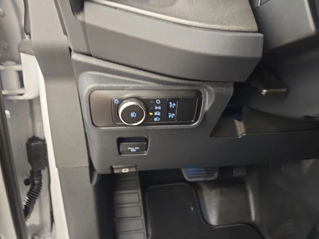 New 2026 Oxford White Ford Badlands® image 39