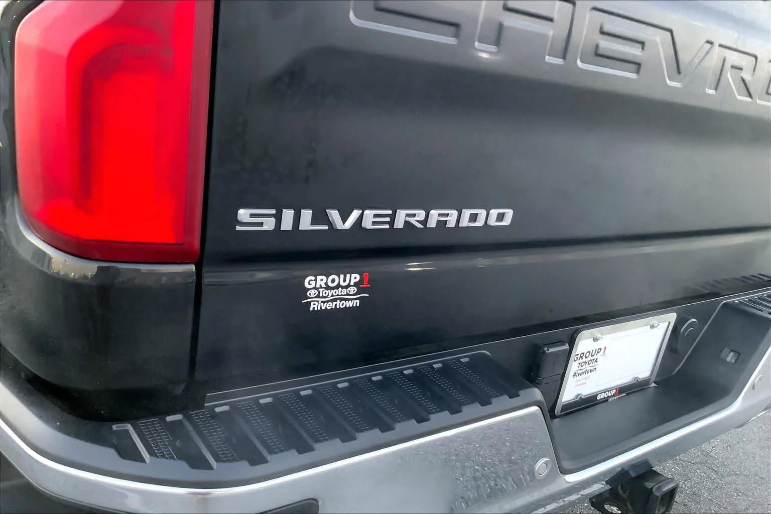 Used 2022 Black Chevrolet LTZ image 30