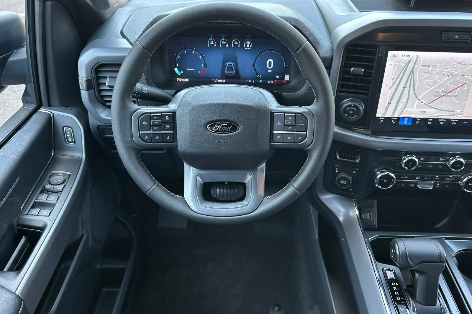 New 2026 Carbonized Gray Metallic Ford XLT image 13