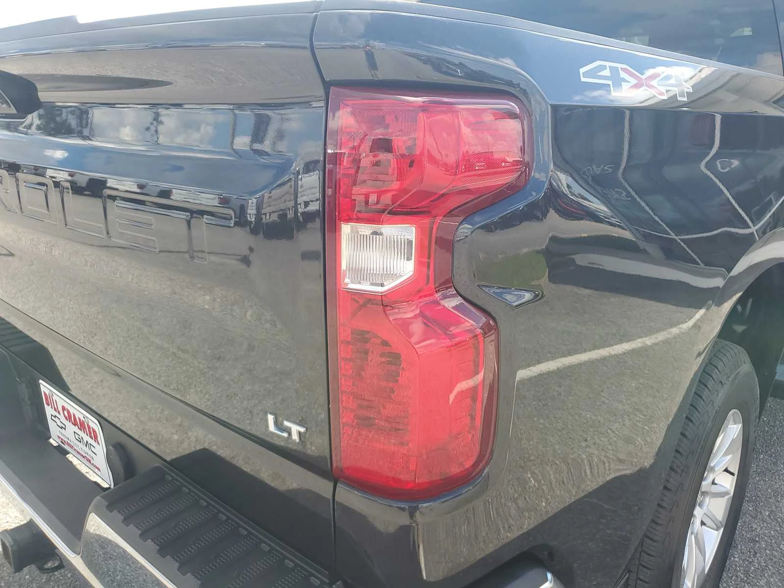Used 2023 DARK ASH METALLIC Chevrolet LT image 7
