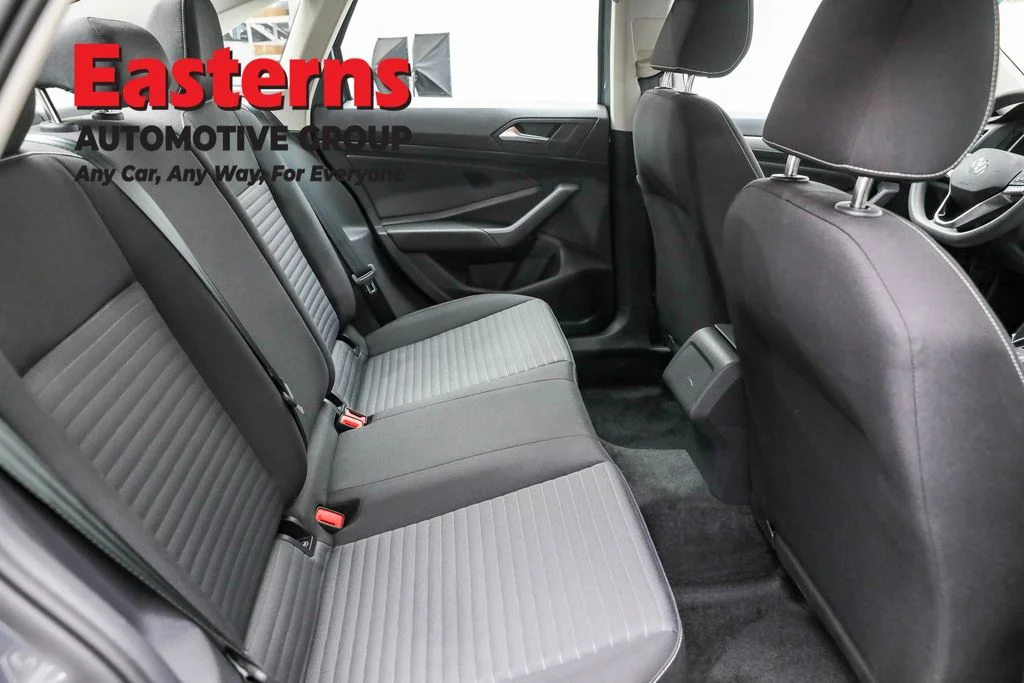 Used 2023 Gray Volkswagen 1.5T S image 22