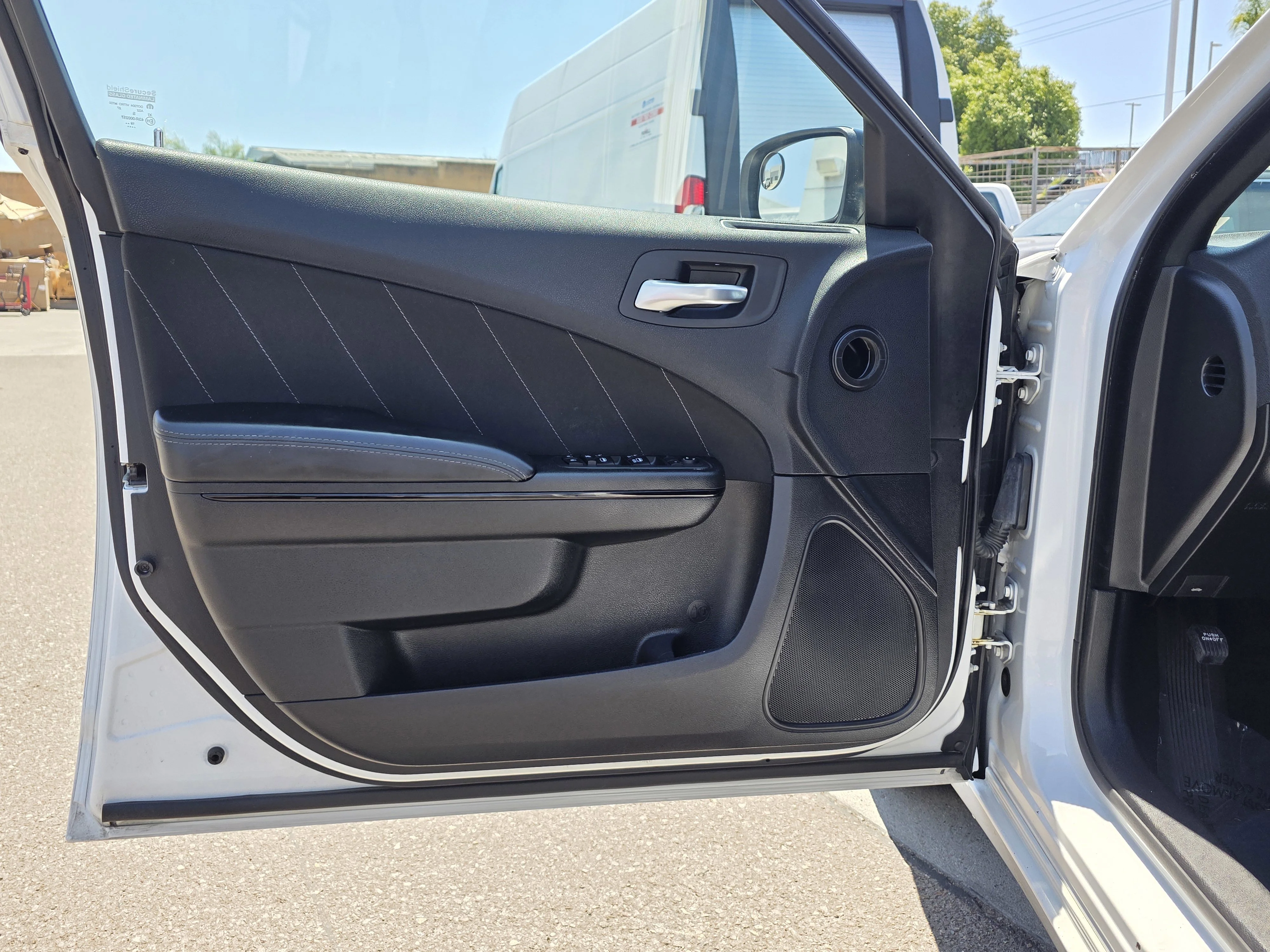 Used 2020 White Dodge SXT image 11