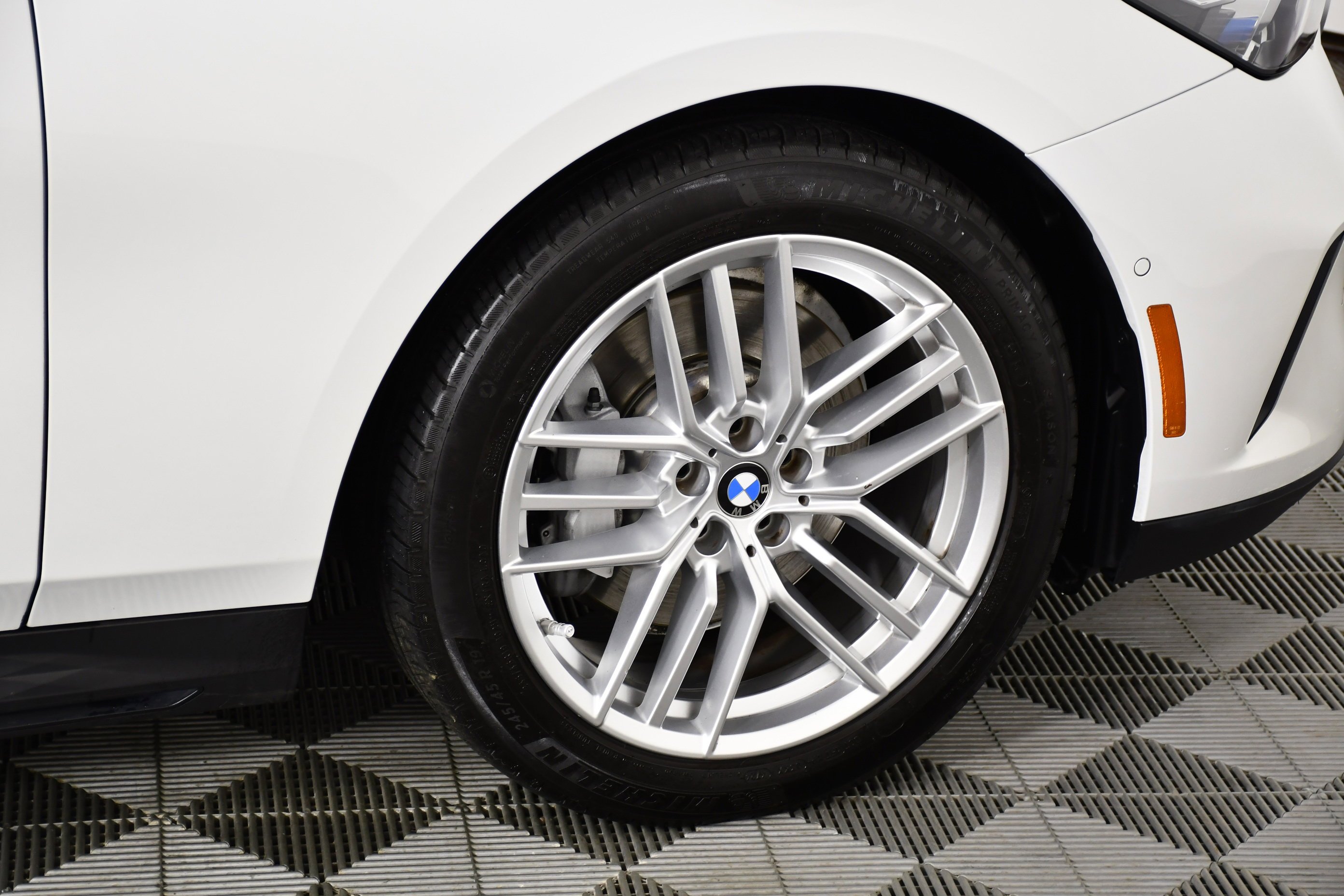 2025 BMW 5 Series 530i - Photo 54