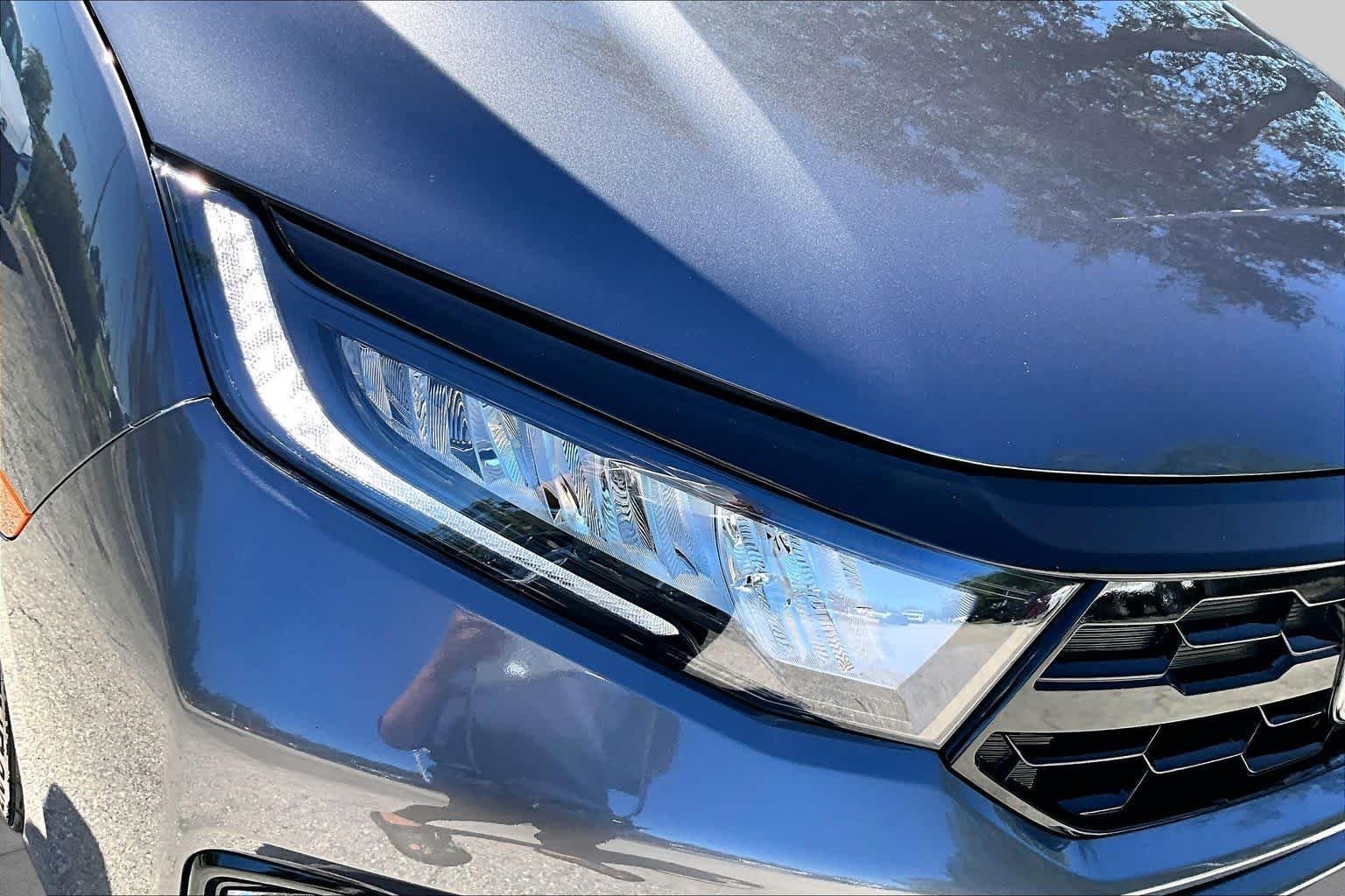 Used 2025 Modern Steel Metallic Honda Elite image 28