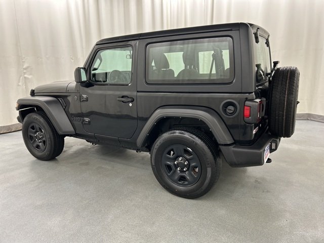 2022 Jeep Wrangler Sport photo 3