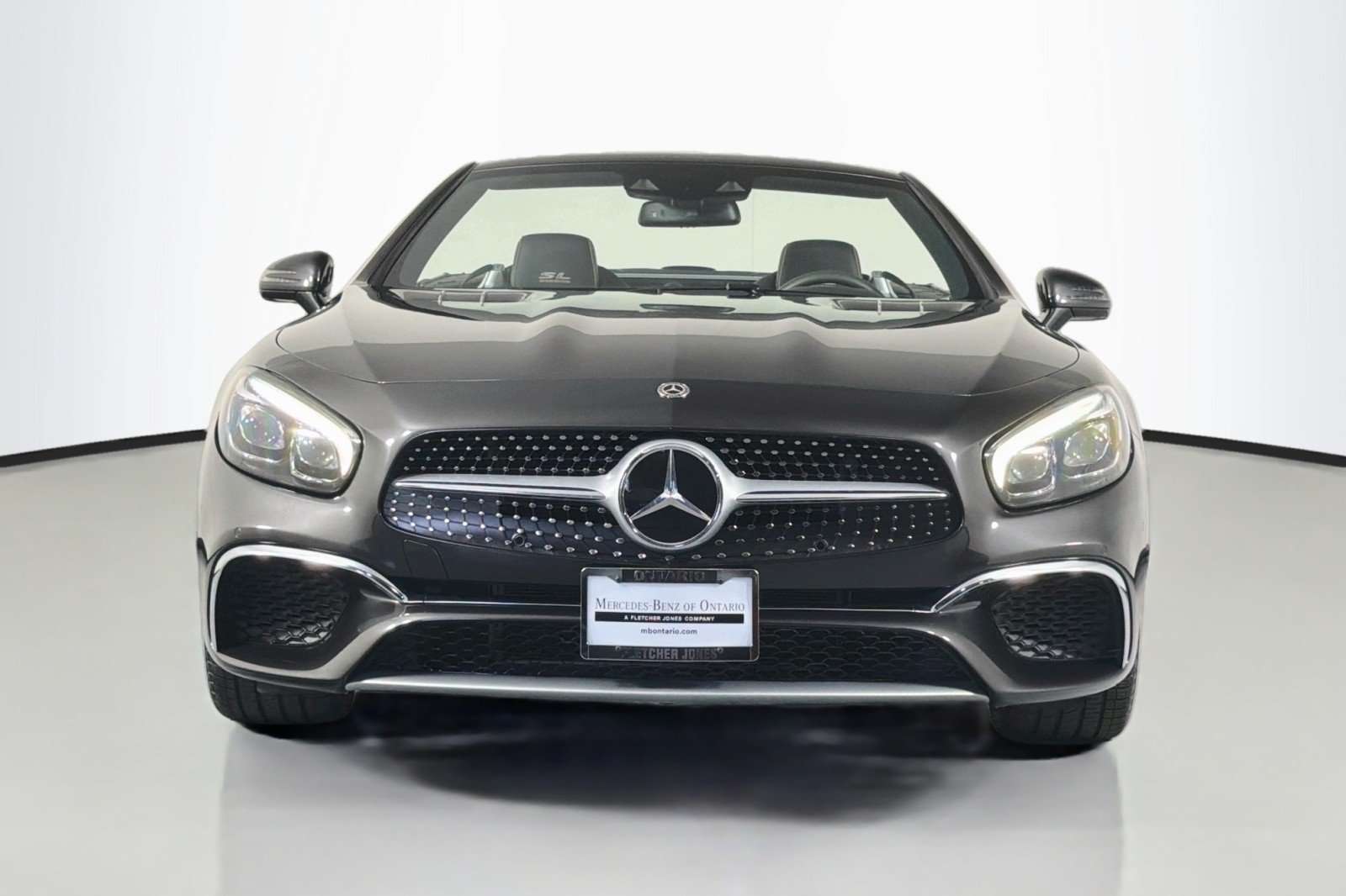 Used 2020 Graphite Grey Metallic Mercedes-Benz 450 image 4
