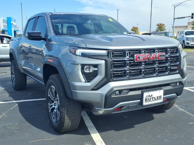 Used 2025 Sterling Metallic GMC AT4 image 24