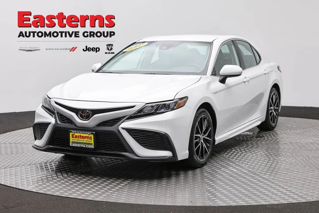 Used 2024 White Toyota SE image 1