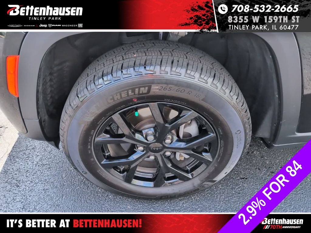New 2026 Diamond Black Crystal Pearlcoat Jeep Altitude image 14