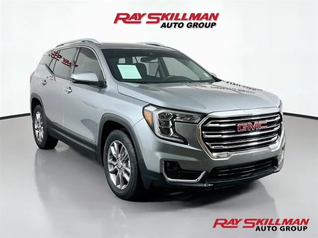 Used 2024 Silver GMC SLT image 1