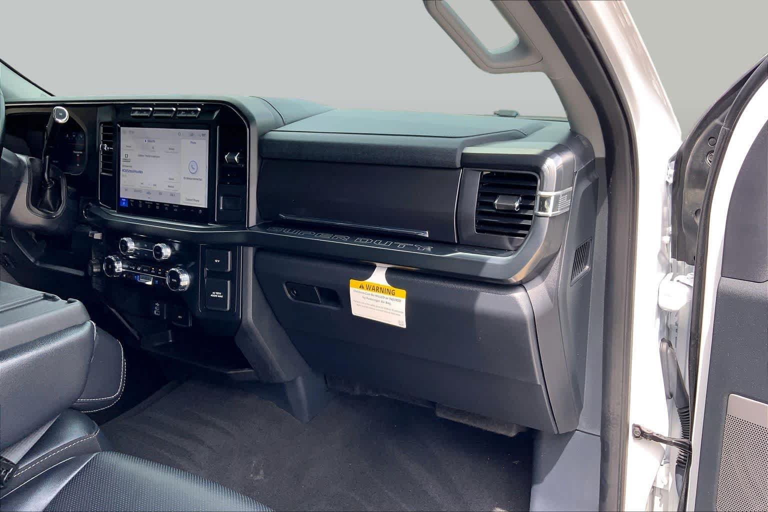 Used 2024 Oxford White Ford LARIAT image 18